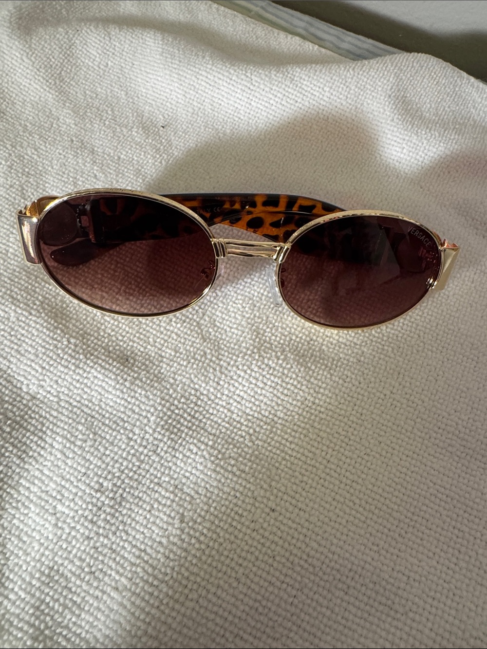 Gold Tone Oval sunglasses with Brown lens